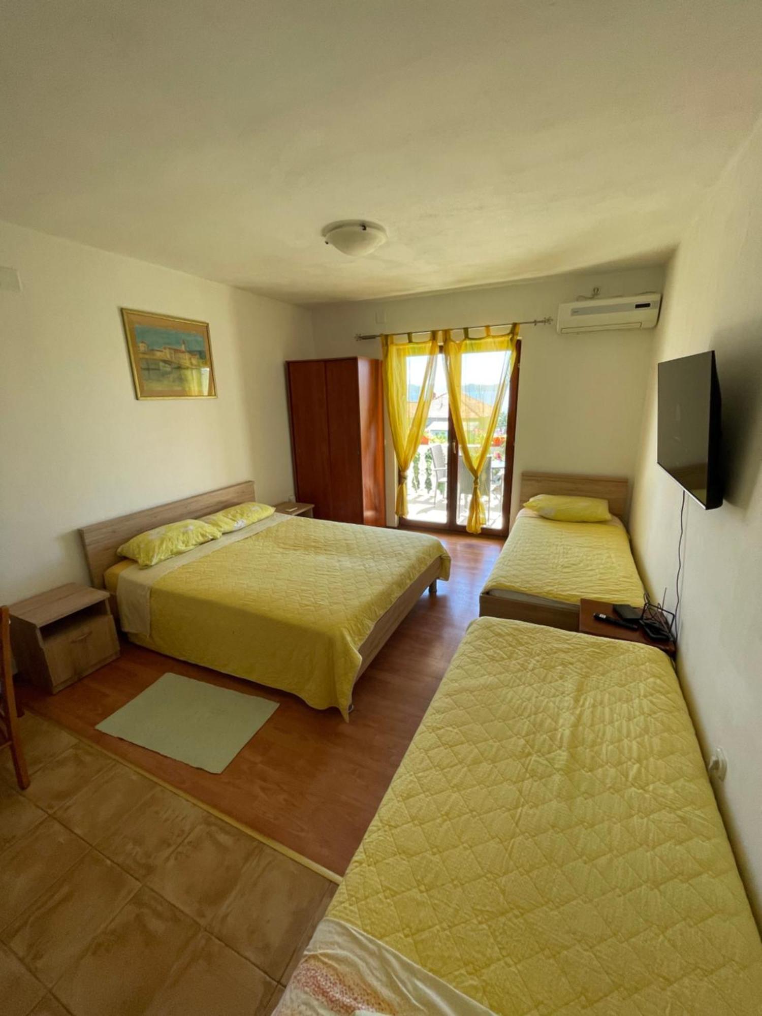 Apartments Bakic Kožino エクステリア 写真