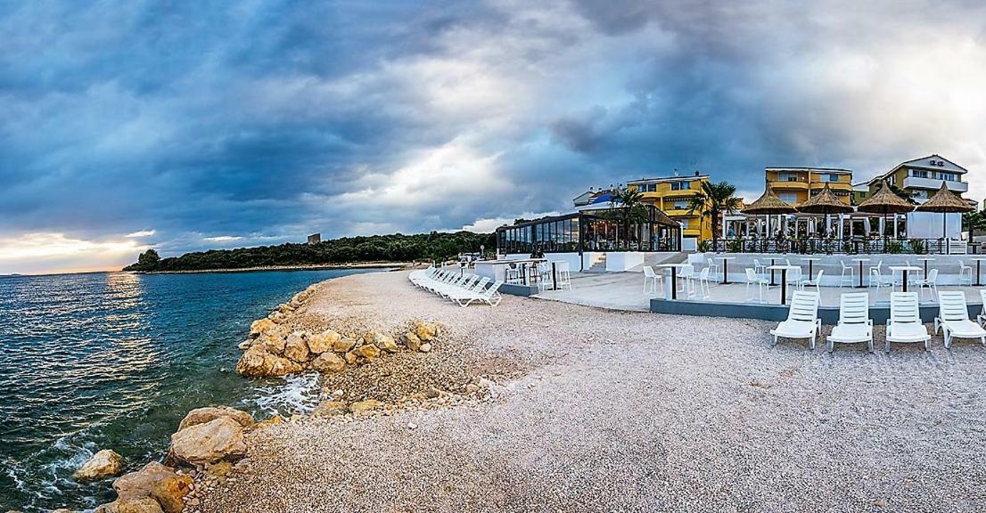 Apartments Bakic Kožino エクステリア 写真